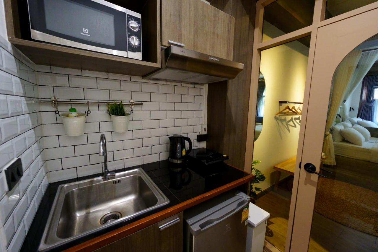 Krung Boutique Hotel Bangkok Exterior photo